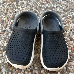 Boys Crocs GUC